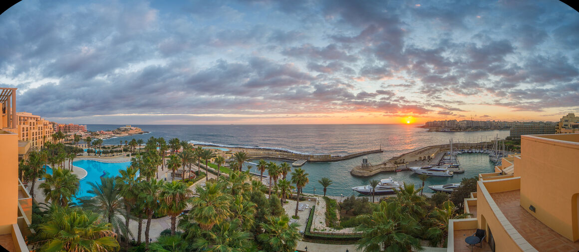 Hilton hotel panorama