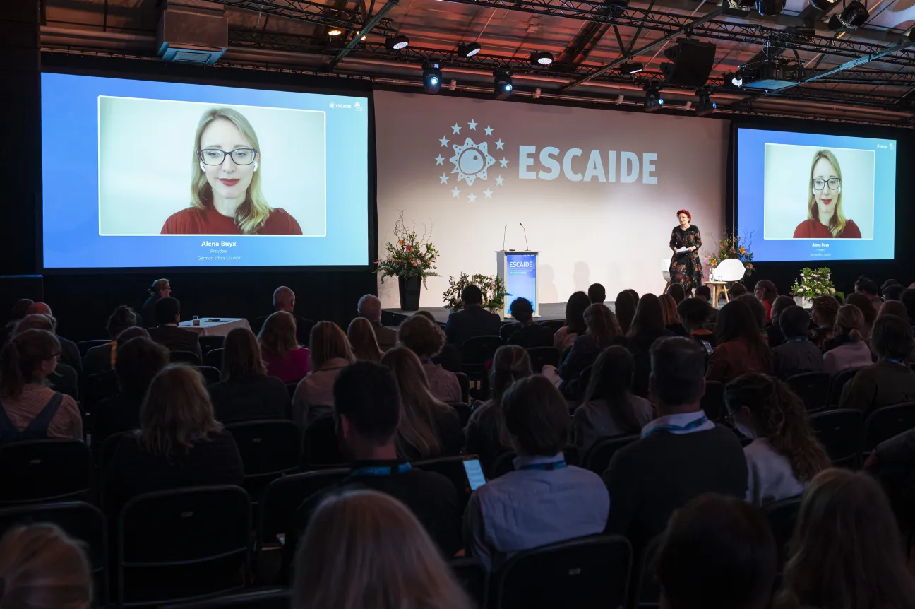ESCAIDE 2022 plenary A