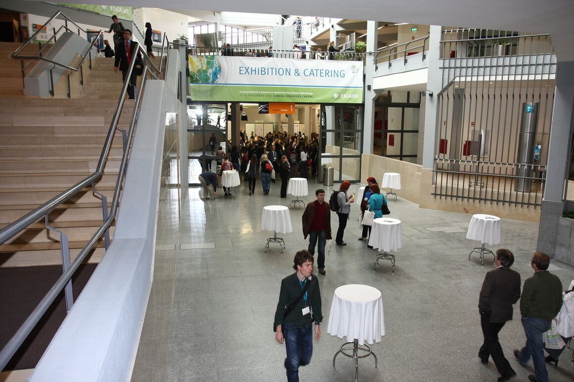 past ESCAIDE image 41