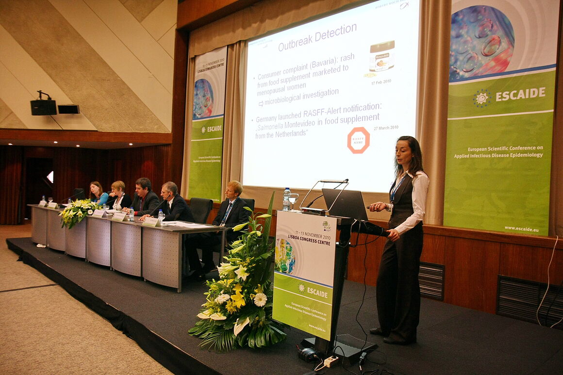 past ESCAIDE image 43