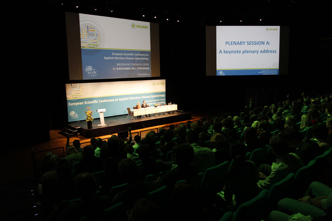 Past ESCAIDE image 8