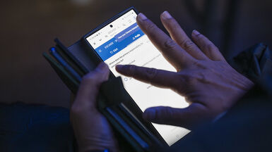 ESCAIDE 2024 phone